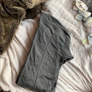 Lululemon workout top